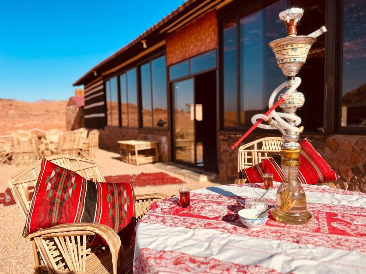 Готель Salameh'S Bedouin Camp Ваді-Рам Екстер'єр фото