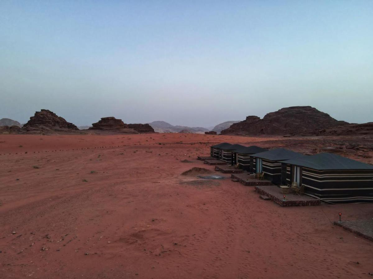 Готель Salameh'S Bedouin Camp Ваді-Рам Екстер'єр фото